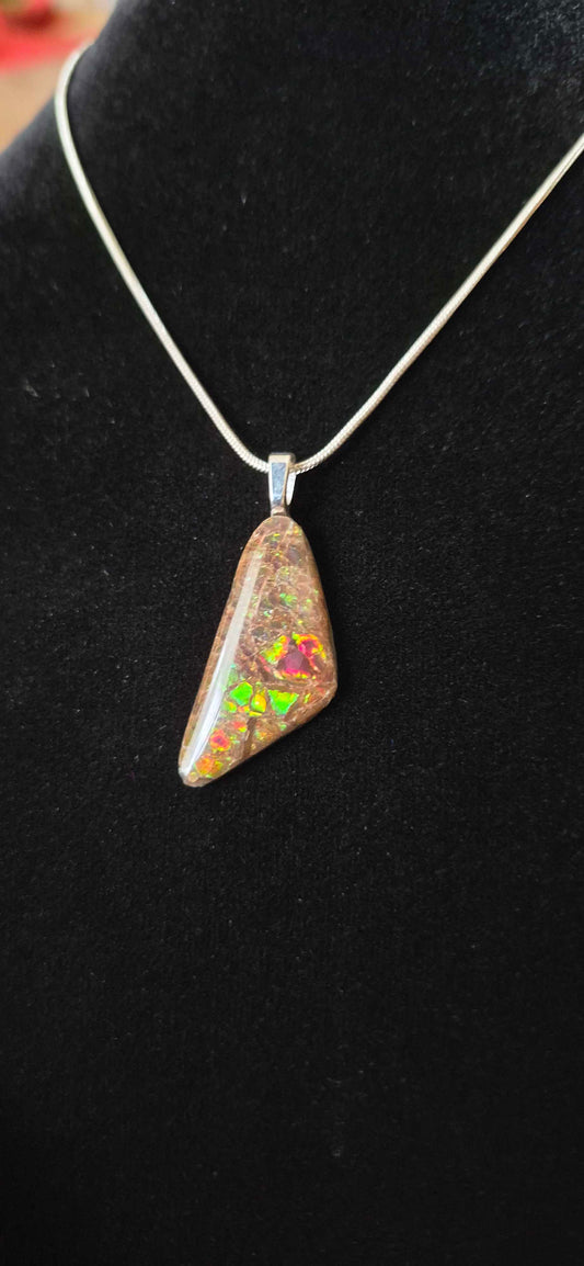 Natural Ammolite Silver Plated Pendant CGJP34 with red and green colour, view 2
